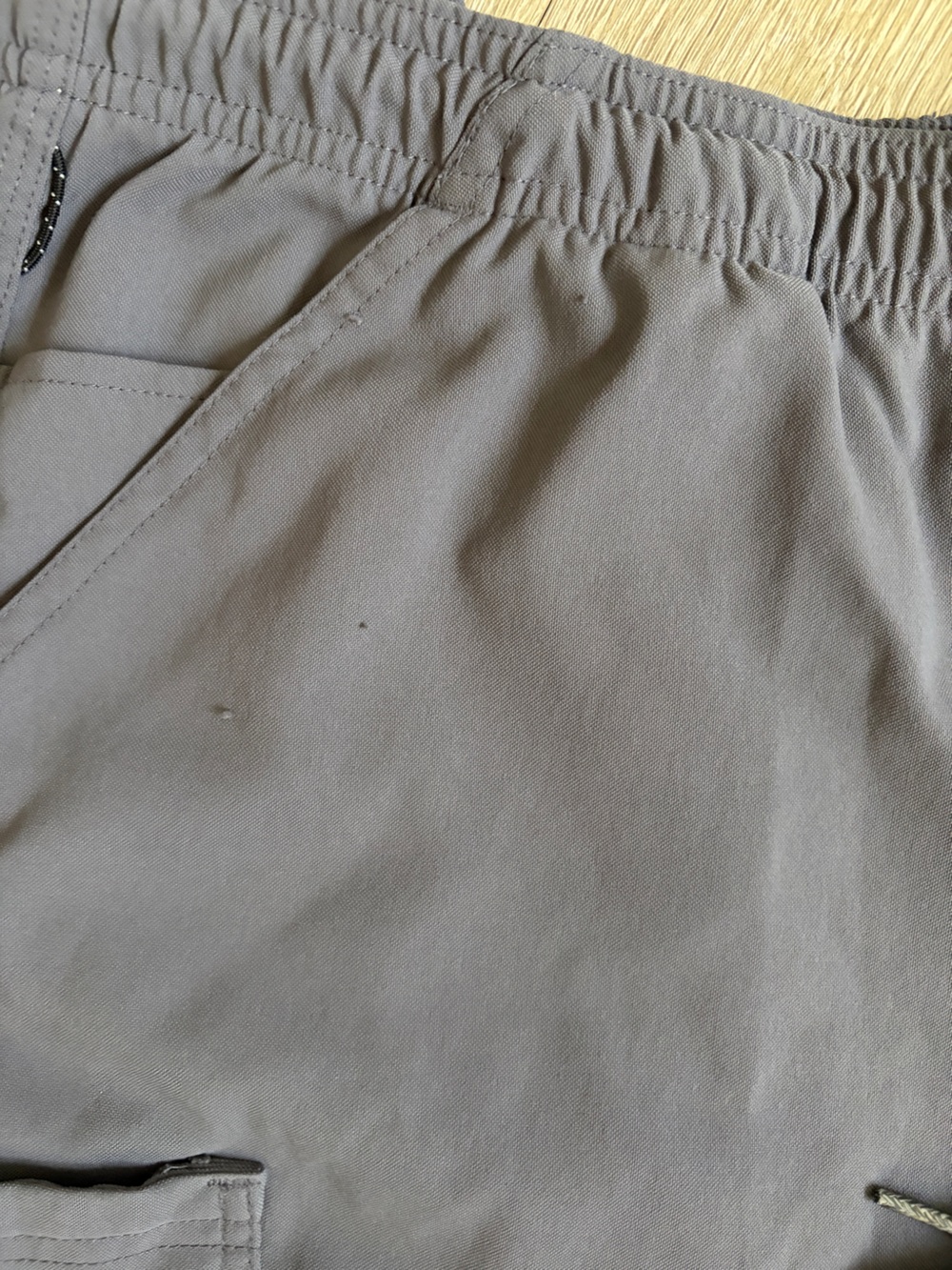 Set of Carhartt Gray Scrub Track Pants and Rainbow Scrub Top - Picture 9 of 10